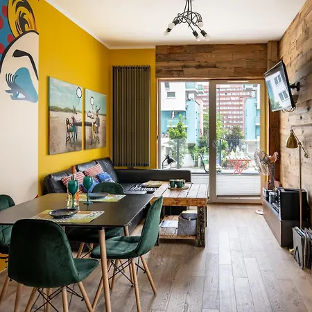 The Pop Art Apartment *